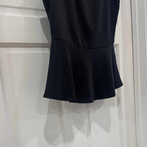 NWT Forever 21 early 2010s Elegant Black Sleeveless Peplum Top - Picture 3 of 7